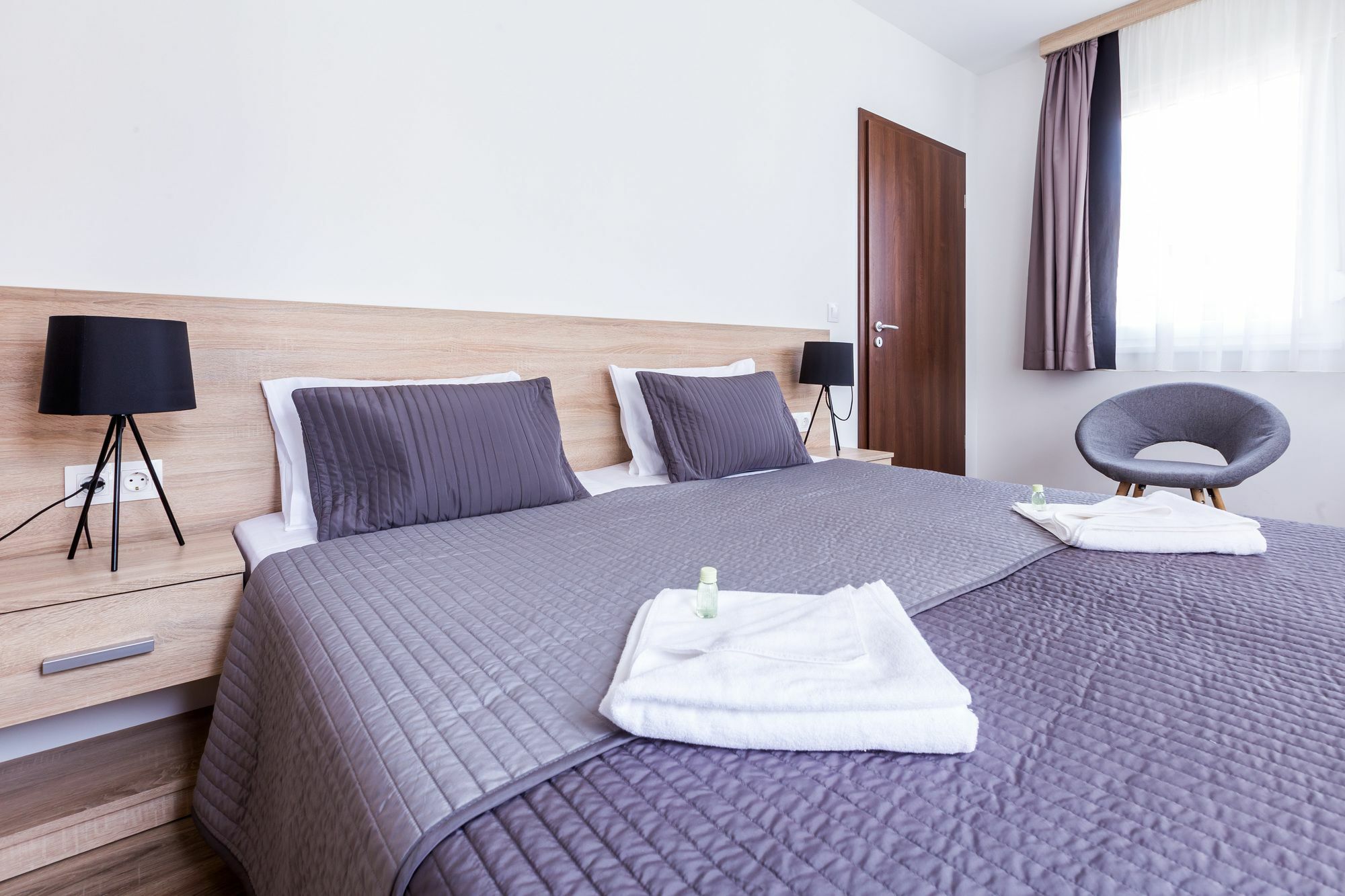 Swu Broadway Villa Budapest Luaran gambar